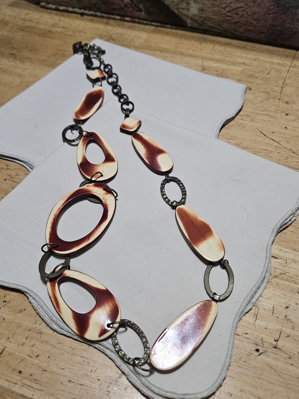 Faux Brown Tortoiseshell Statement Link Necklace - Women Jewelry